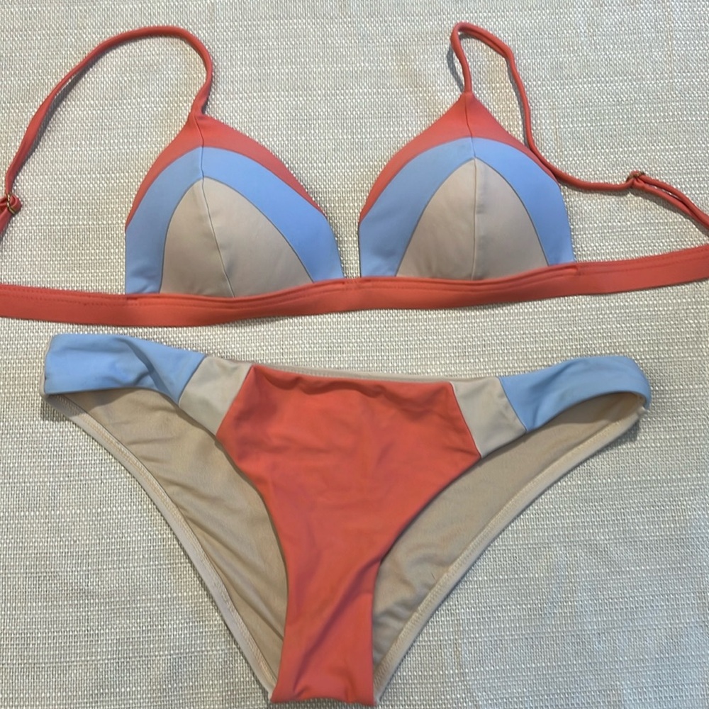Hula Honey 2PC Medium Bikini - Color Block